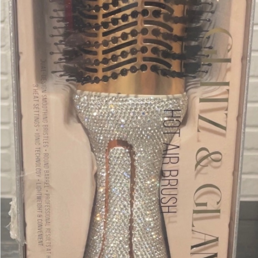 Glitz and glam Hot Air Brush with Rhinestones